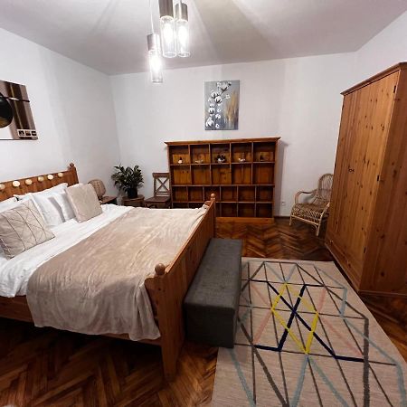 Eden Garden Apartman Brassó Kültér fotó